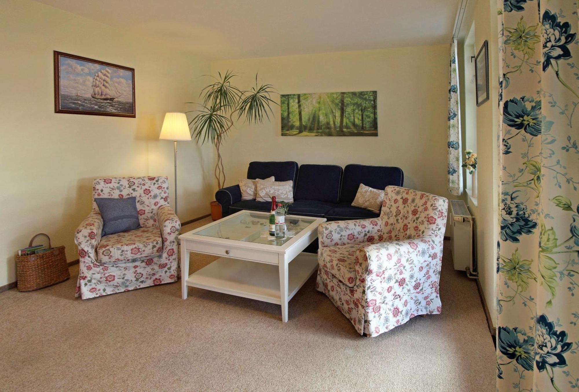 Villa Ostseelilie - Appartements Mit Balkon Und Meerblick Sassnitz Habitación foto