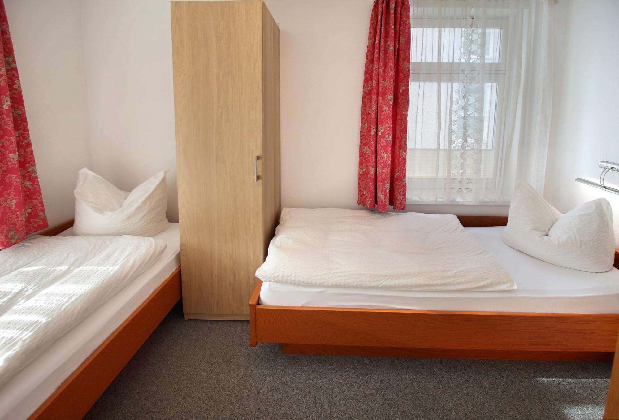 Villa Ostseelilie - Appartements Mit Balkon Und Meerblick Sassnitz Habitación foto