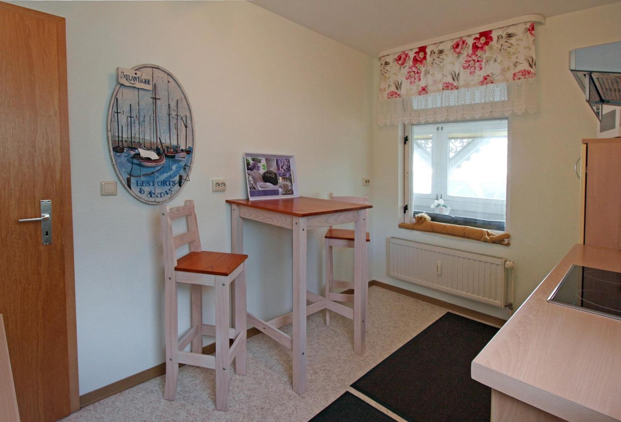 Villa Ostseelilie - Appartements Mit Balkon Und Meerblick Sassnitz Habitación foto